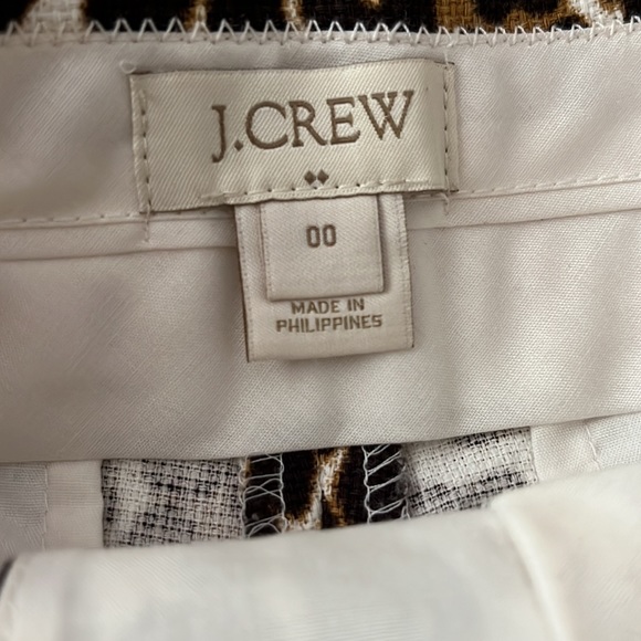 J.crew Factory basket weave Leopards cotton shorts. Size 00 - Picture 7 of 10